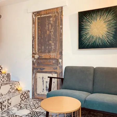 Feriehus La Parenthese Blanche *